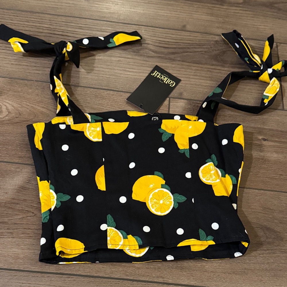 Collectif Black Crop Top with Lemon Print - Picture 6 of 7
